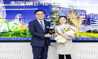 출근길 생명 살린 ‘가양역 의인’ 이선영씨