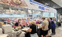 강서구립 마곡어르신복지관, 어르신들에 특식 대접